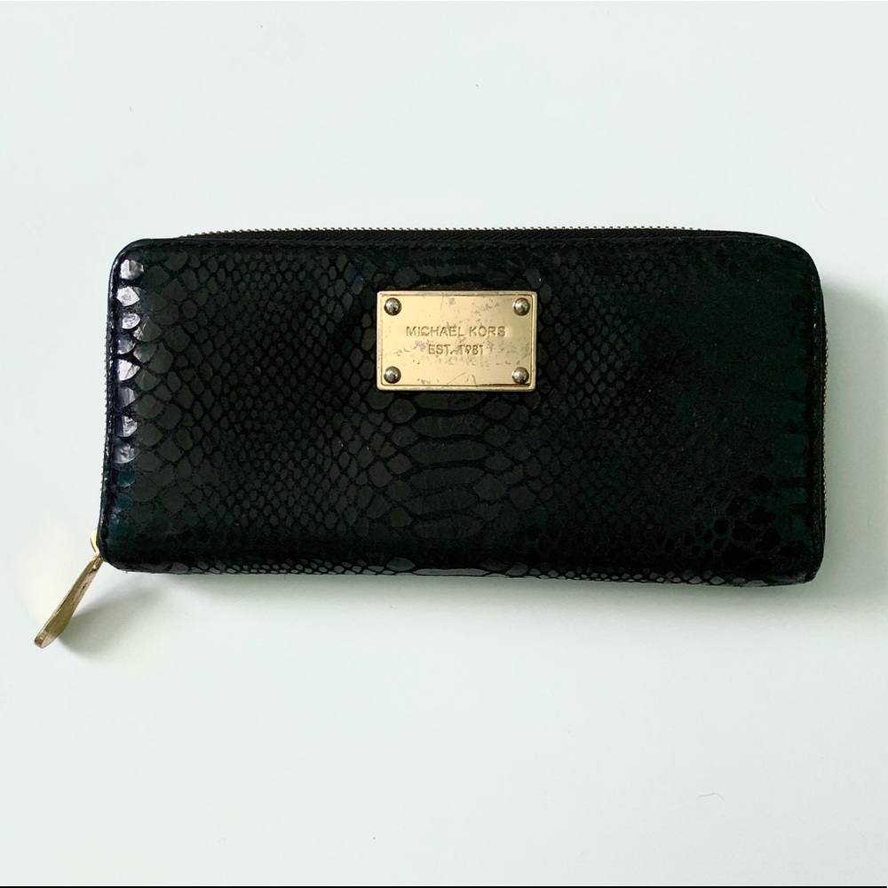 Michael KORS black snakeskin wallet
